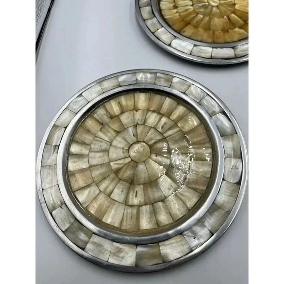 Julia Knight Mother Of Pearl Plates/Silver/2005/7.5”/India/Set Of 4/Snack/Salad - Picture 4 of 11